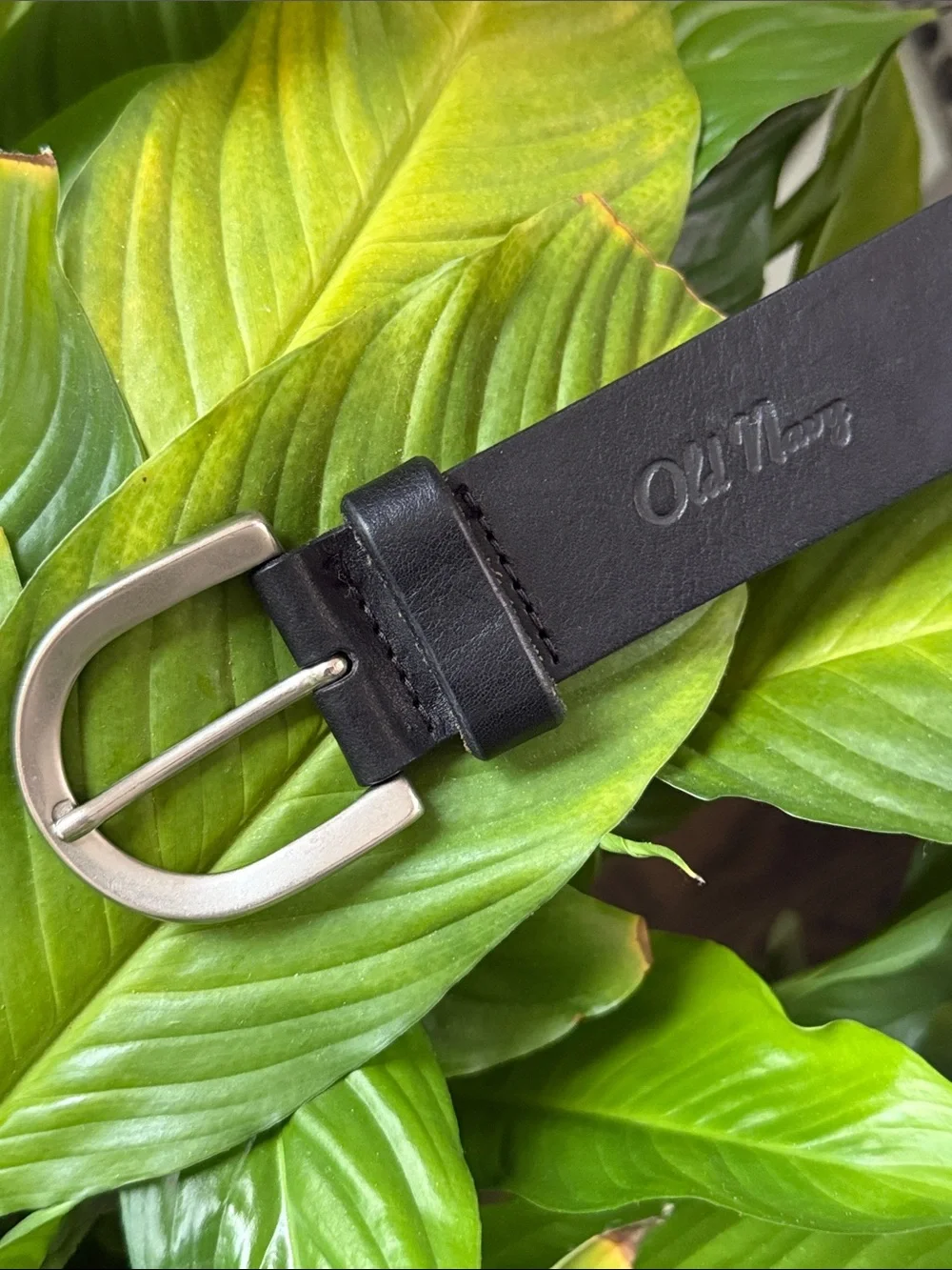 Old Navy Kids Belt Black w Silver Buckle Size 28 Unisex /Youth /Boys /Girls
